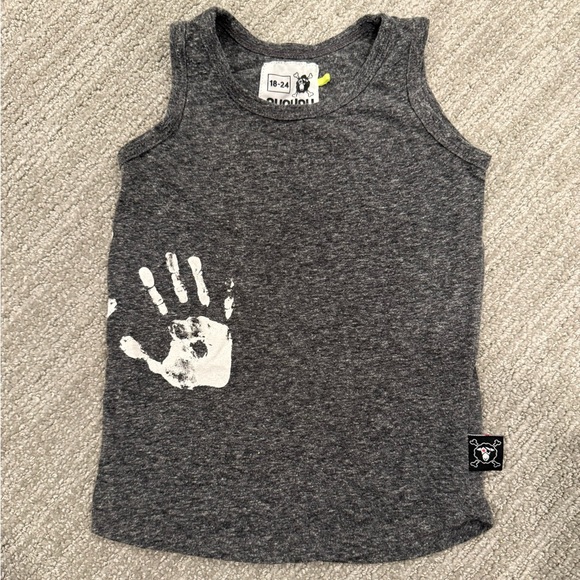 Nununu baby boys gray tank with white handprints 18-24 mos EUC - Picture 2 of 2